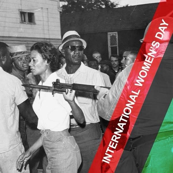 Instagram post from hypergraphik. This post is in position 2.